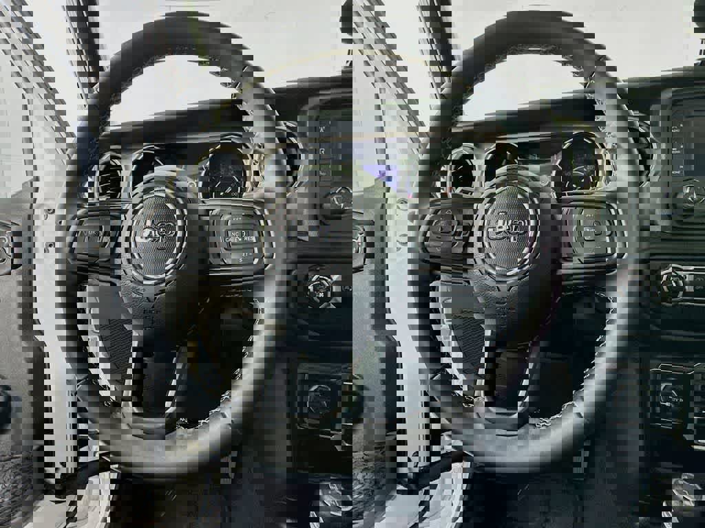 Used 2020 Jeep Wrangler Unlimited Sport image 19