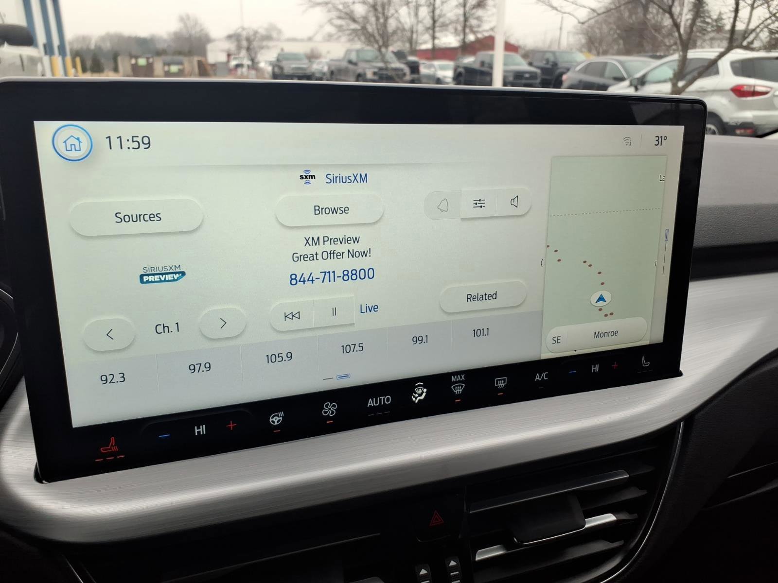 Certified 2024 Ford Escape Platinum image 16