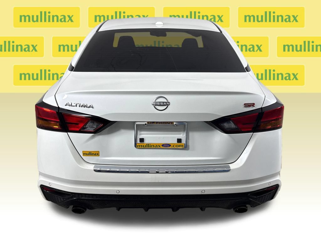Used 2023 Nissan Altima 2.5 SR FWD image 8
