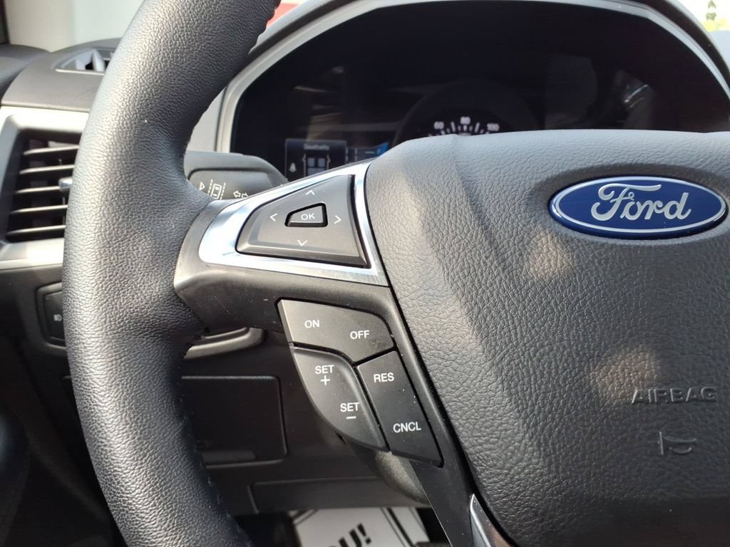Certified 2024 Ford Edge SEL w/ Convenience Package AWD/4WD image 15