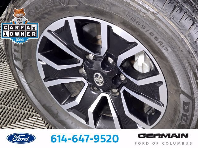 Used 2022 Toyota Tacoma TRD Sport w/ Black Out Package (TMS) AWD/4WD image 14