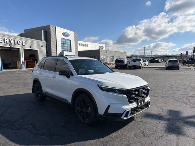 Used 2023 Honda CR-V Sport Touring image 1