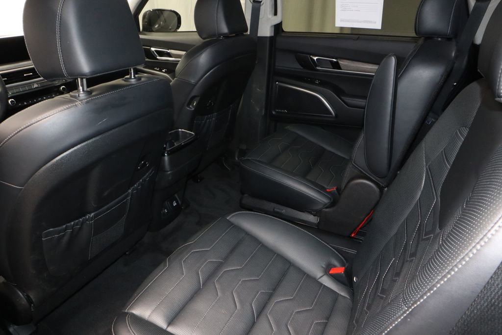 Used 2022 Kia Telluride SX w/ SX Prestige Package image 21