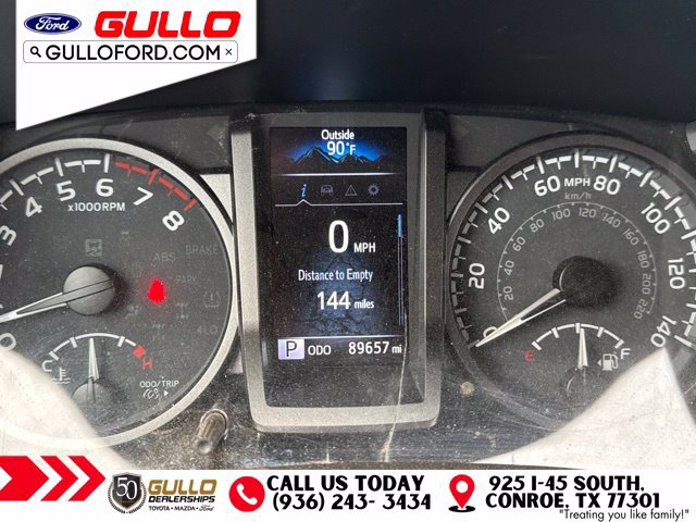 Used 2022 Toyota Tacoma TRD Off-Road w/ Technology Package AWD/4WD image 9