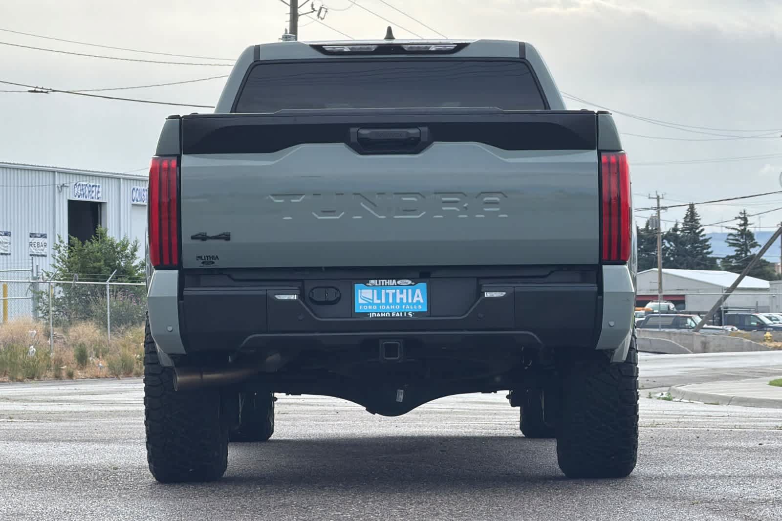 Used 2024 Toyota Tundra SR5 w/ SR5 Premium Package AWD/4WD image 7
