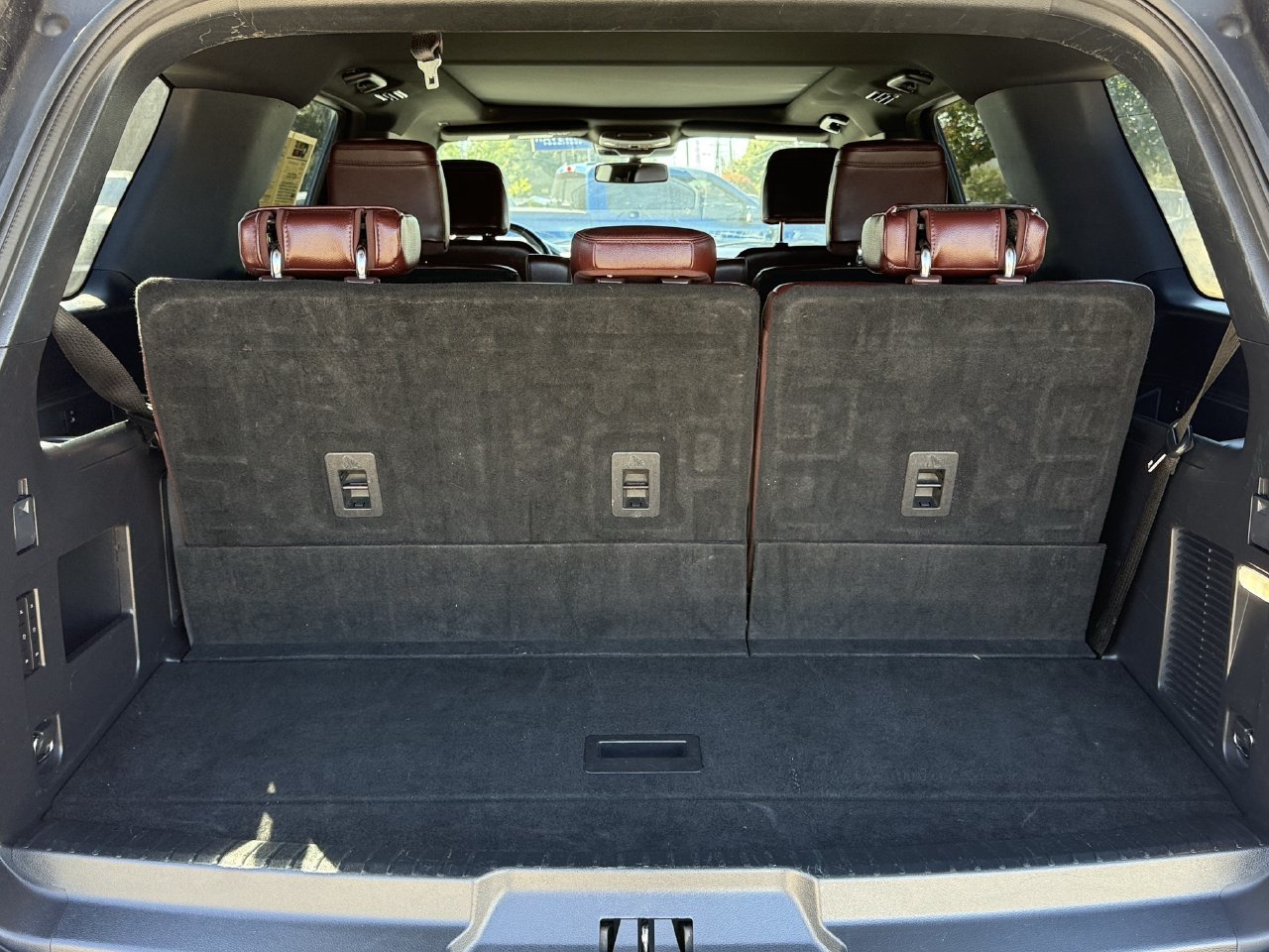Certified 2024 Ford Expedition Limited RWD image 31