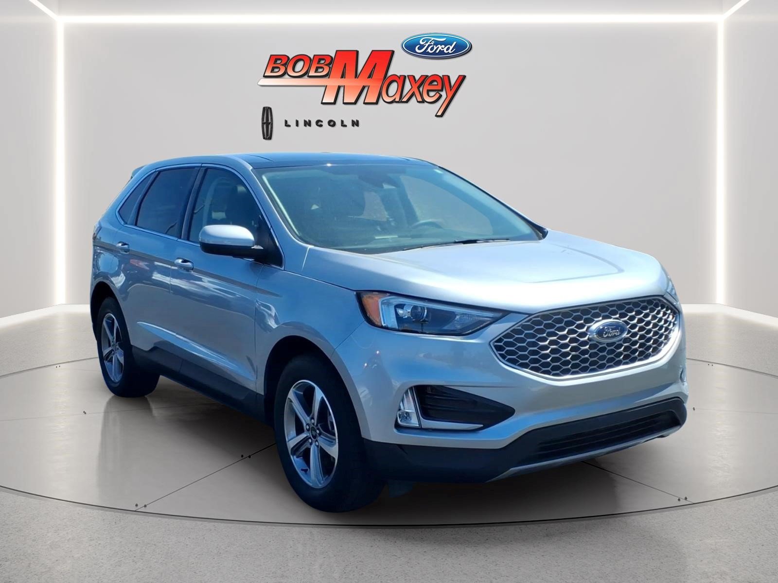 Certified 2023 Ford Edge SEL w/ Convenience Package AWD/4WD image 3