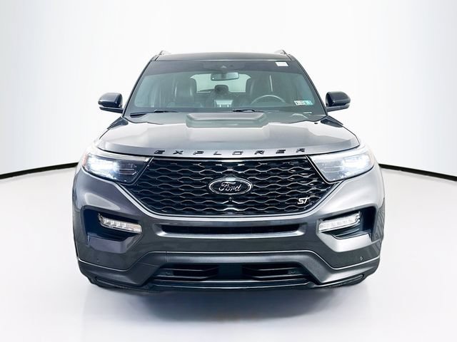 Certified 2020 Ford Explorer ST w/ Premium Technology Package AWD/4WD image 2