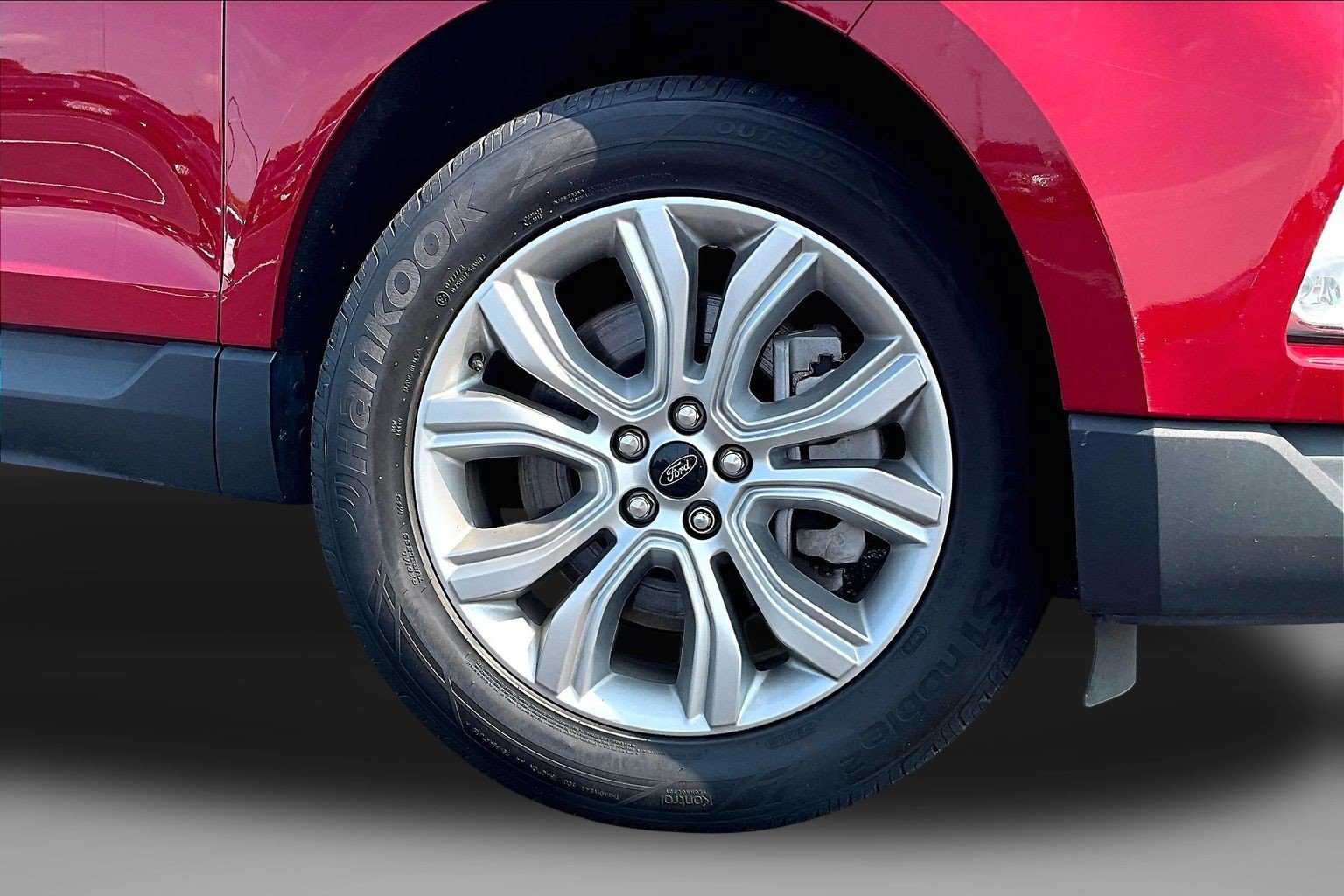 Certified 2023 Ford Edge Titanium AWD/4WD image 9