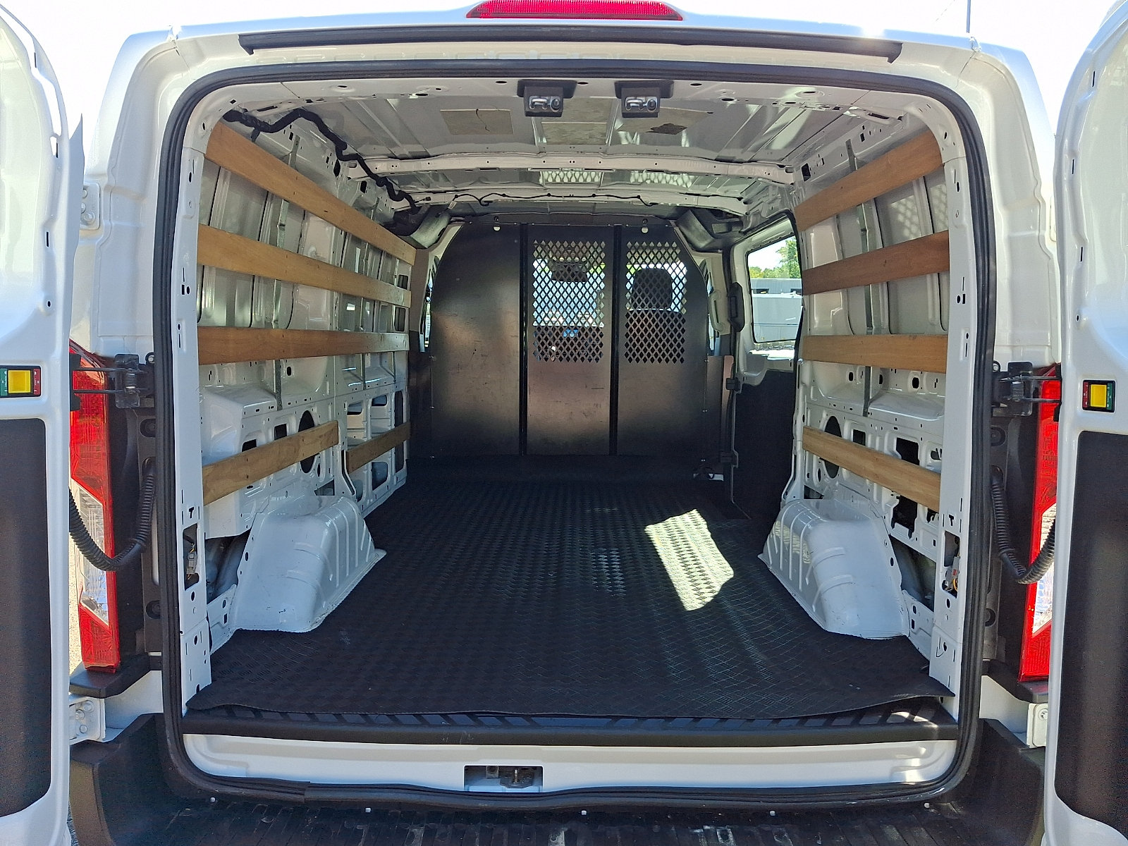 Certified 2024 Ford Transit 250 Low Roof w/ Exterior Upgrade Package RWD image 28