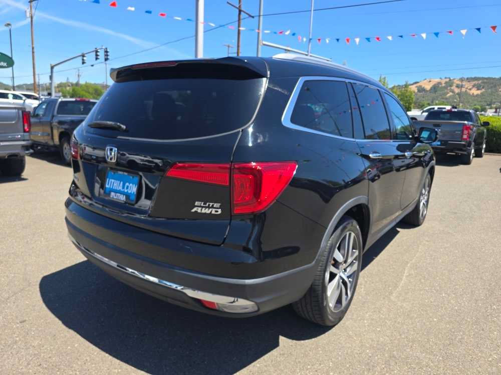 Used 2017 Honda Pilot Elite image 5