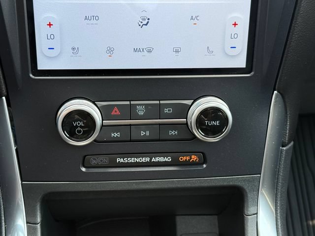 Certified 2024 Ford Edge Titanium AWD/4WD image 13