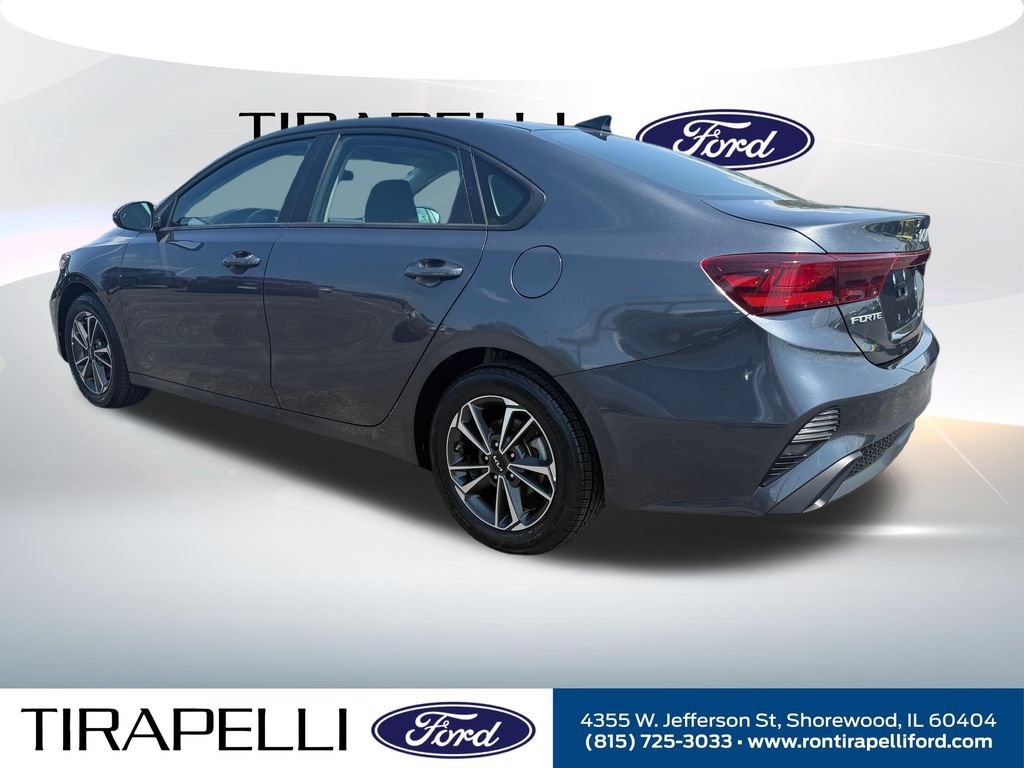 Used 2024 Kia Forte LXS w/ LXS Technology Package FWD image 8
