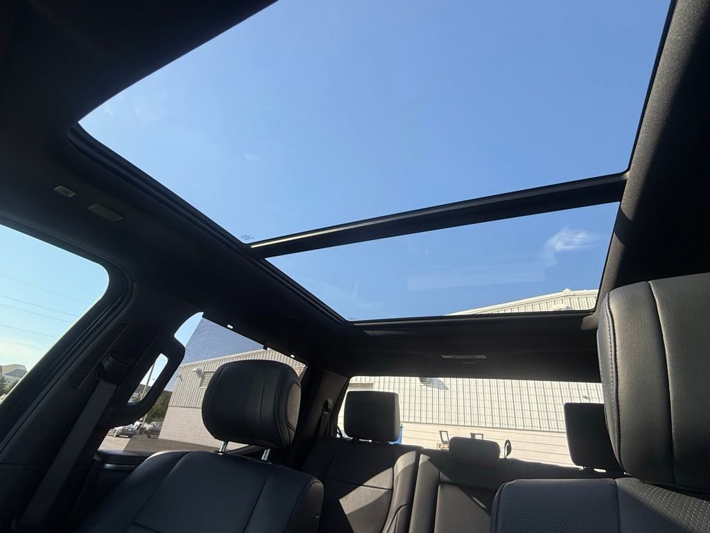 Used 2022 Toyota Tundra Platinum w/ Advanced Package image 33