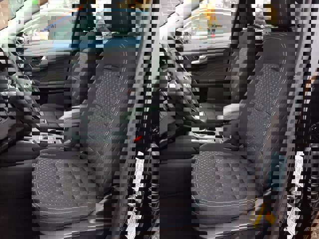 Certified 2023 Ford Escape Active w/ Tech Pack #2 image 6