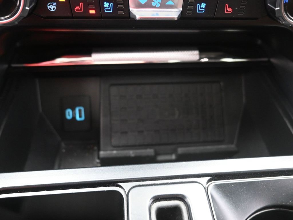 Certified 2023 Ford F150 King Ranch w/ Equipment Group 601A High image 31