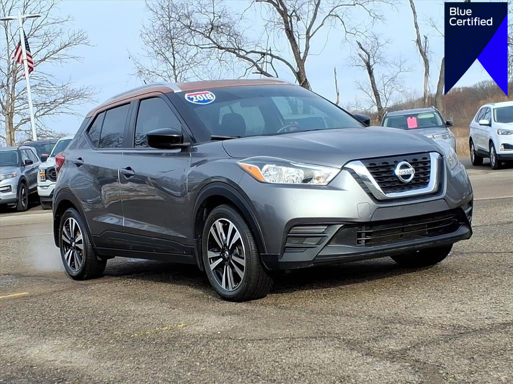 Used 2018 Nissan Kicks SV image 1