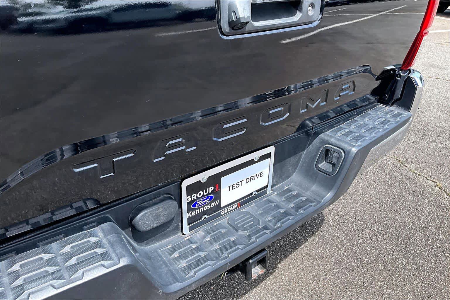 Used 2021 Toyota Tacoma SR5 RWD image 30