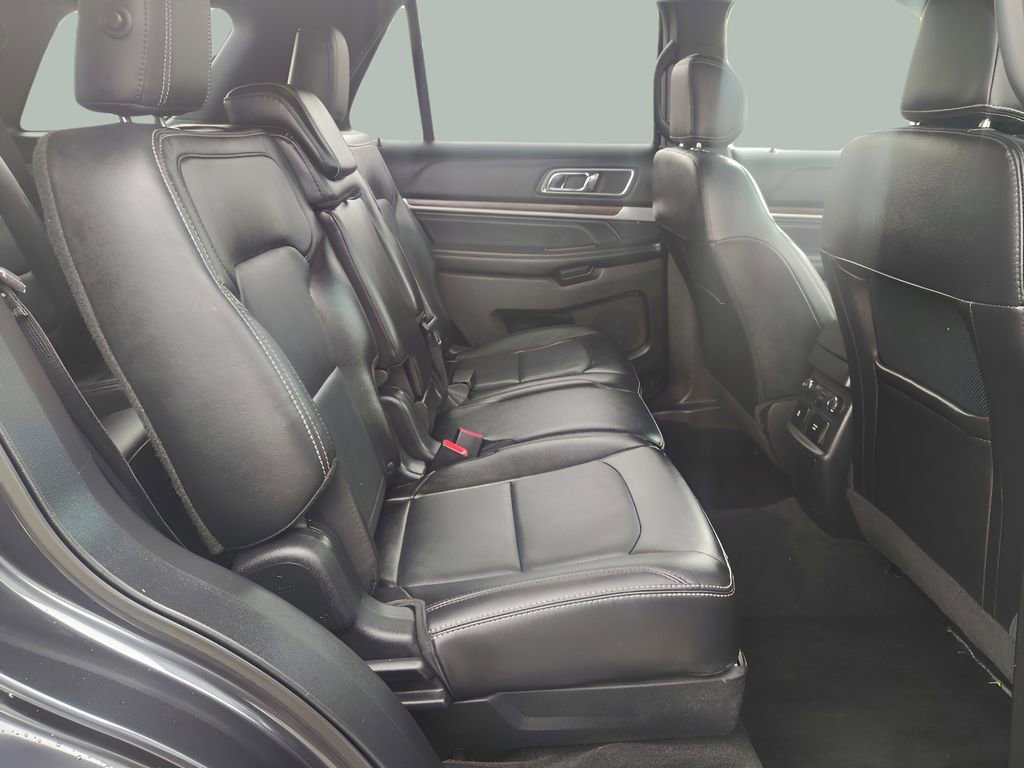 Certified 2017 Ford Explorer Limited image 32