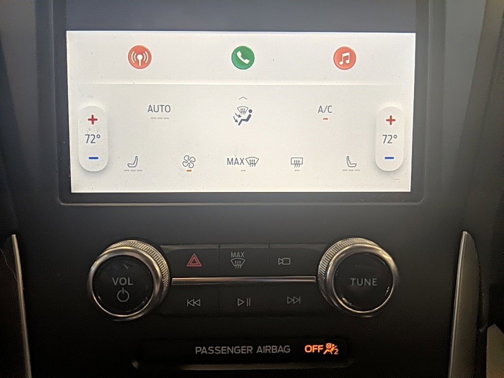 Certified 2023 Ford Edge SEL image 17