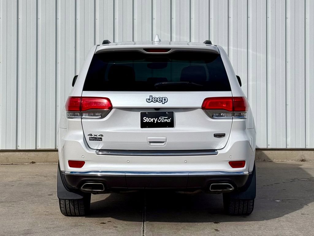 Used 2017 Jeep Grand Cherokee Summit image 4