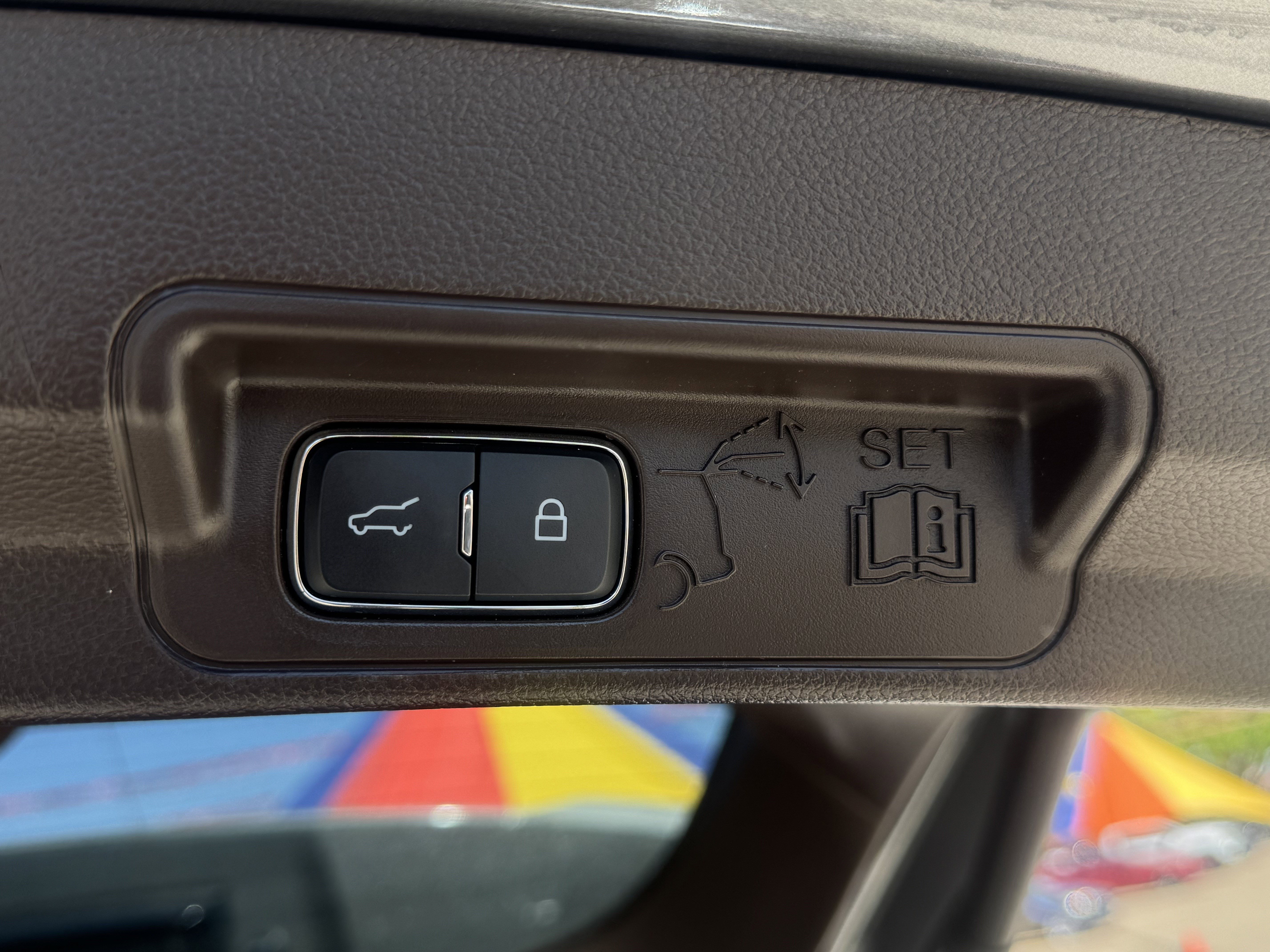 Certified 2022 Ford Explorer King Ranch w/ Technology Package image 11