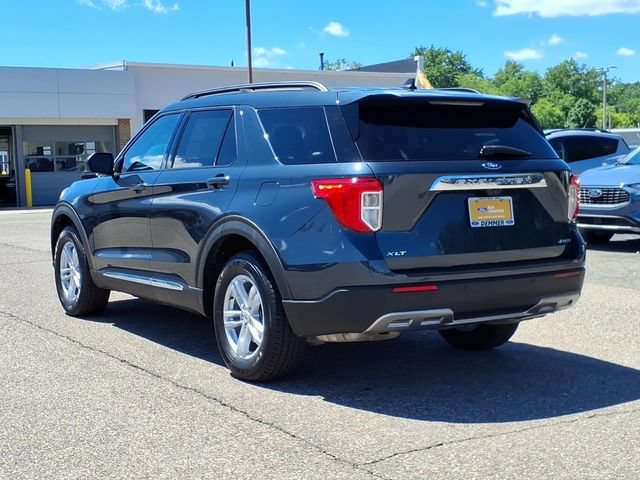 Certified 2022 Ford Explorer XLT w/ Equipment Group 202A AWD/4WD image 4
