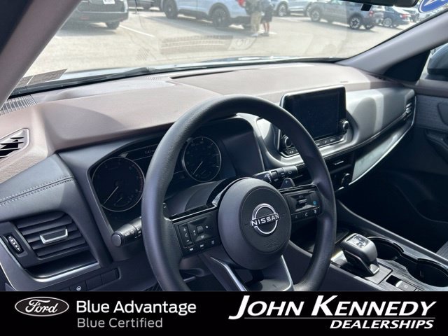 Used 2023 Nissan Rogue SV FWD image 15