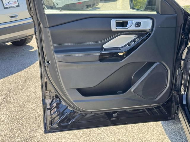 Certified 2022 Ford Explorer ST w/ Equipment Group 401A AWD/4WD image 14
