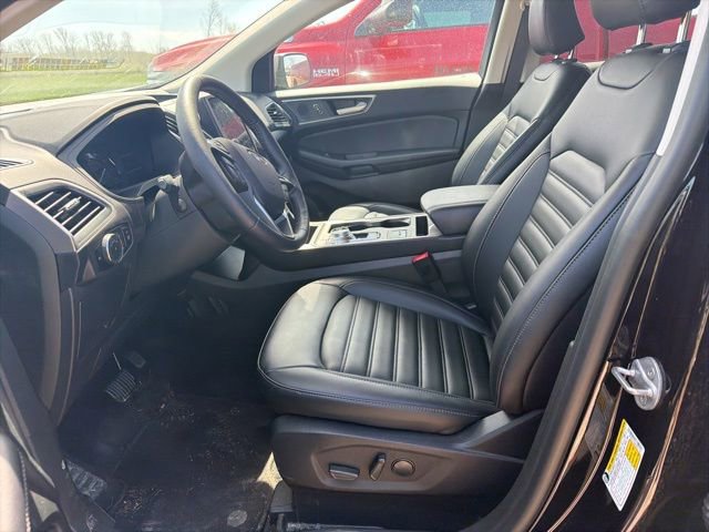 Certified 2024 Ford Edge SEL w/ Convenience Package AWD/4WD image 4
