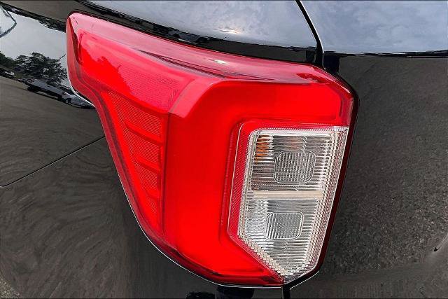 Certified 2024 Ford Explorer XLT w/ Equipment Group 202A AWD/4WD image 31