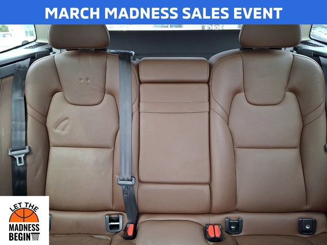 Used 2018 Volvo XC60 T6 Momentum w/ Advanced Package image 19