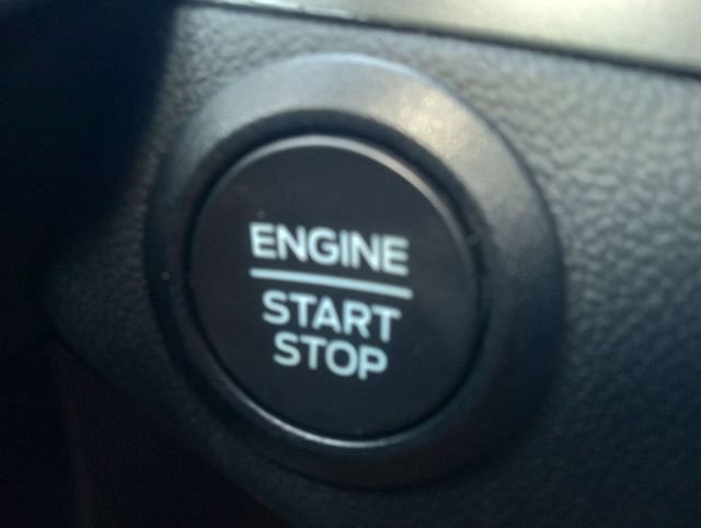 Certified 2025 Ford Escape Active AWD/4WD image 18