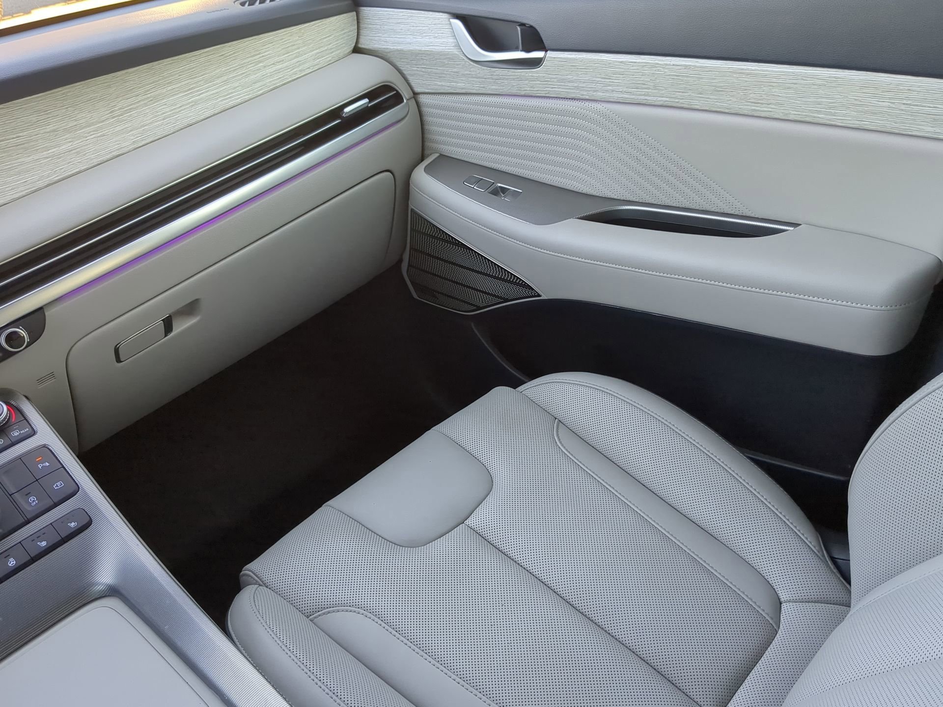 Used 2025 Hyundai Palisade Calligraphy FWD image 52