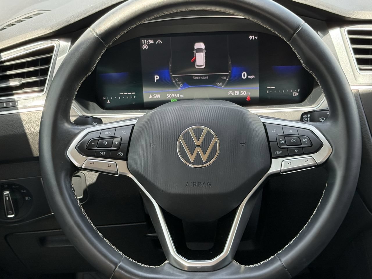 Used 2022 Volkswagen Tiguan SE AWD/4WD image 12