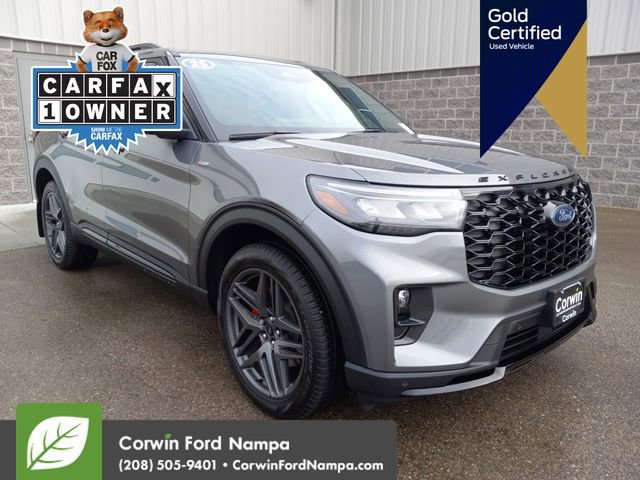 Certified 2025 Ford Explorer ST-Line w/ Premium Package image 7