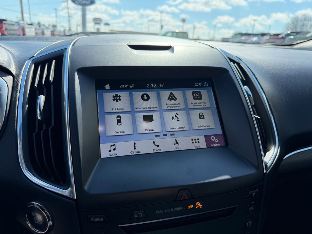 Certified 2019 Ford Edge Titanium w/ Equipment Group 301A image 27