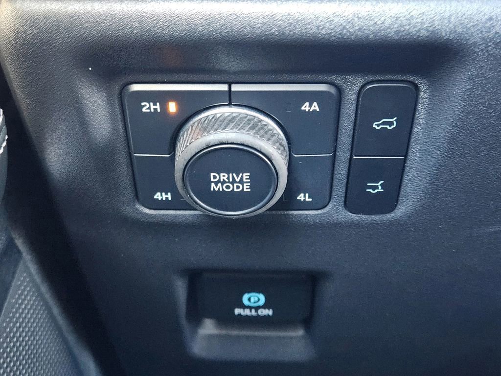 Certified 2025 Ford Expedition Platinum w/ Driver's Package image 36