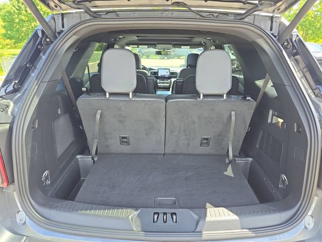 Certified 2024 Ford Explorer ST-Line w/ Class IV Trailer Tow Package AWD/4WD image 8