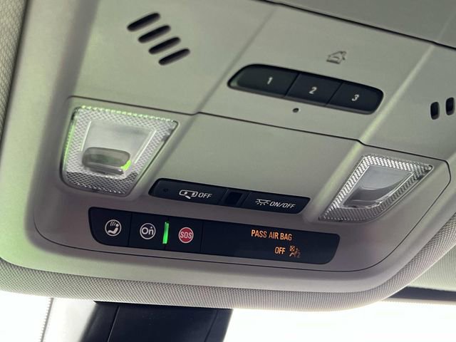 Used 2023 GMC Acadia SLT w/ Preferred Package image 31