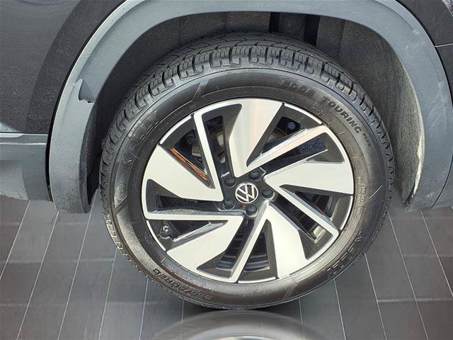 Used 2025 Volkswagen Atlas SE AWD/4WD image 21