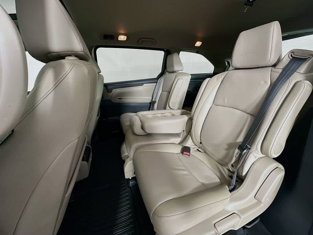 Used 2024 Honda Odyssey EX-L image 13