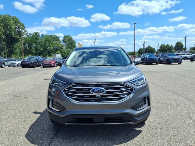 Certified 2024 Ford Edge Titanium w/ Equipment Group 301A AWD/4WD image 2