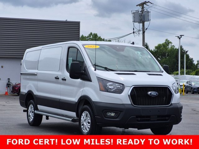 Certified 2025 Ford Transit 250 Low Roof w/ Exterior Upgrade Package RWD image 3