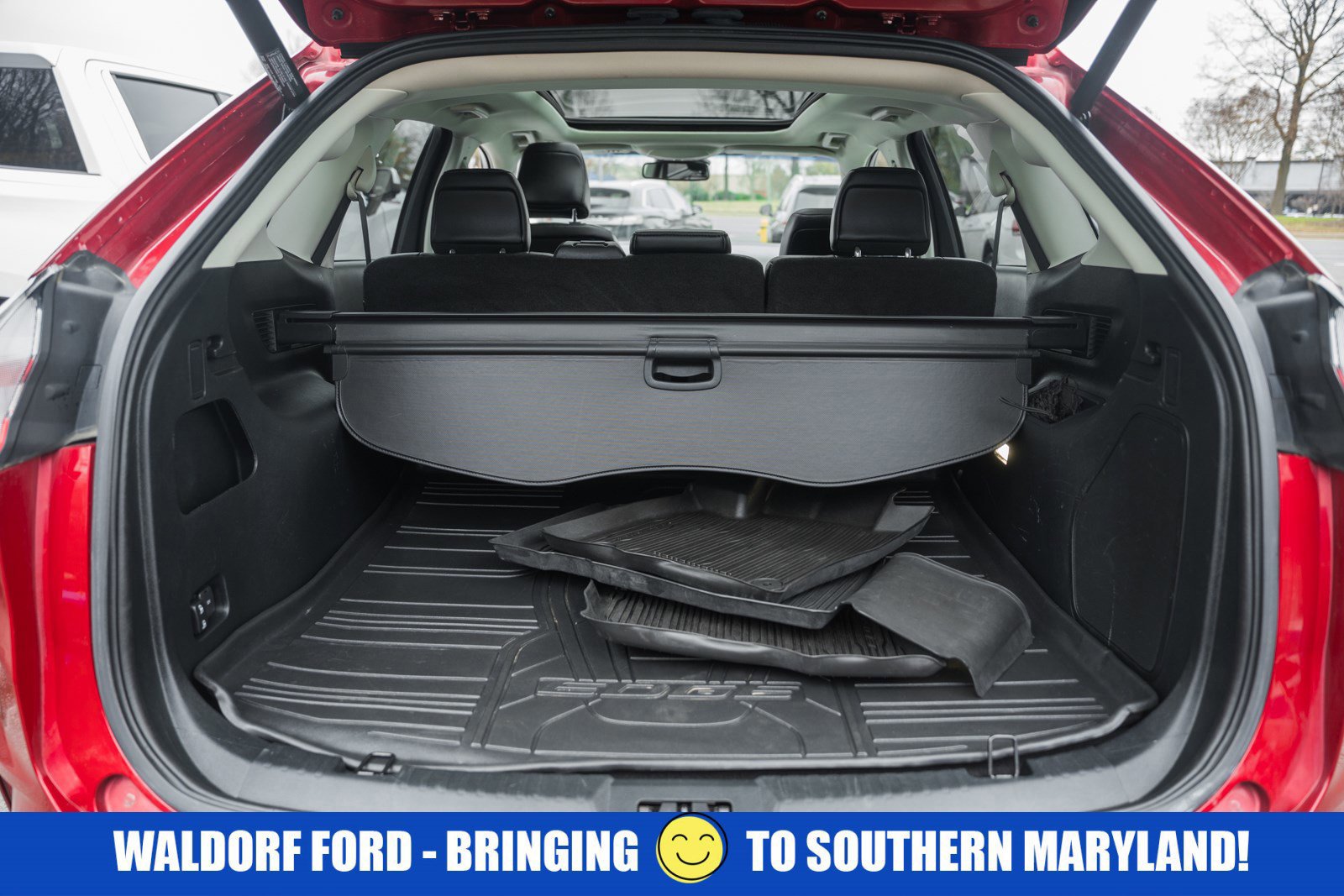 Certified 2020 Ford Edge Titanium w/ Cargo Accessory Package image 9