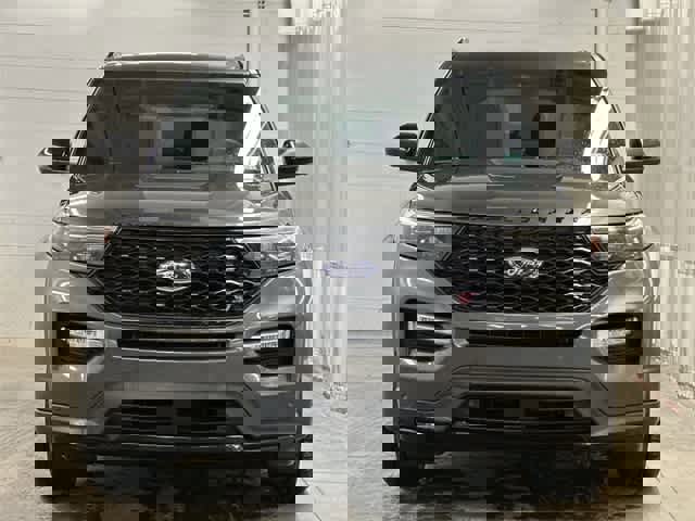 Certified 2020 Ford Explorer ST w/ Premium Technology Package image 24