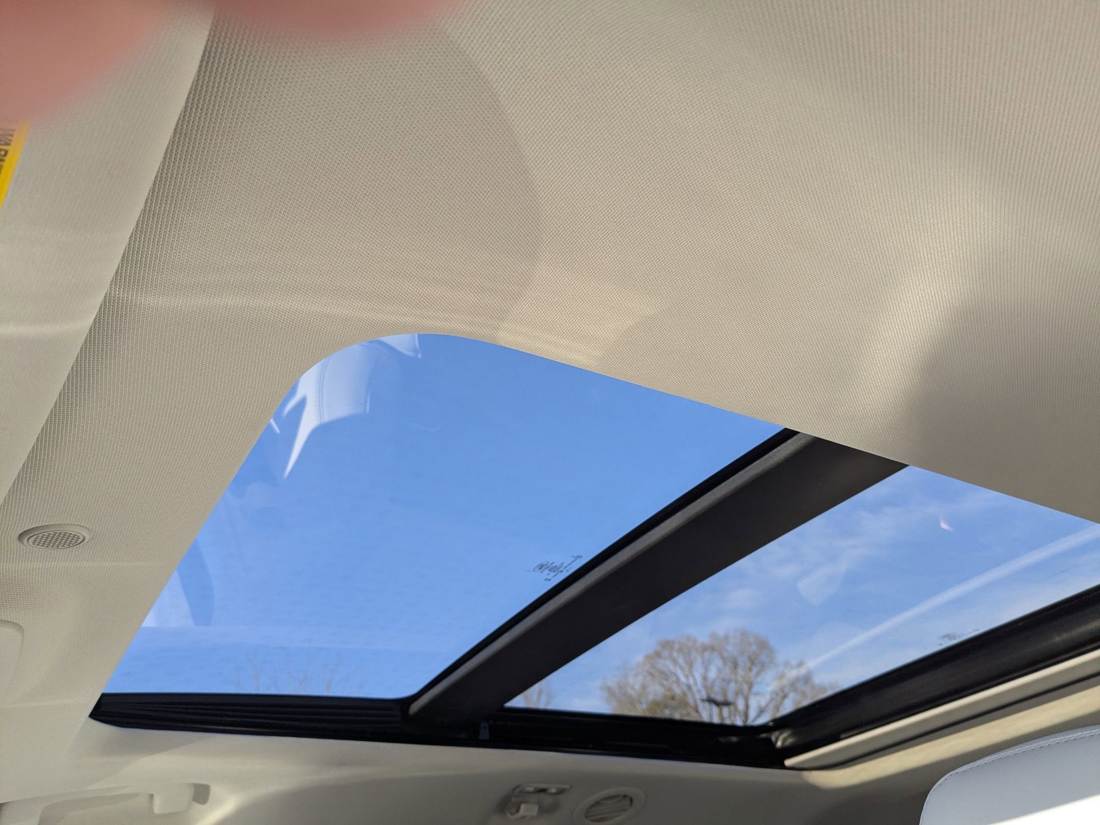 Certified 2025 Ford Explorer Platinum w/ LUX Leather Package image 17