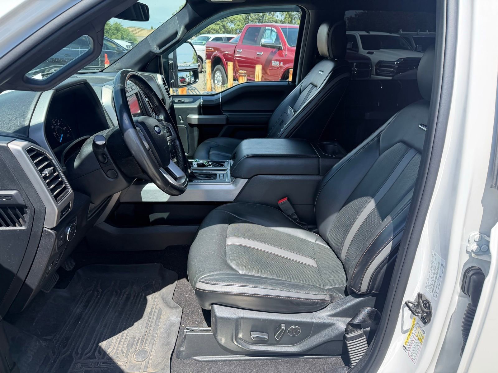 Certified 2019 Ford F150 Platinum w/ Equipment Group 701A Luxury AWD/4WD image 10
