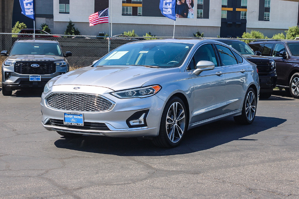 Certified 2020 Ford Fusion Titanium FWD image 4