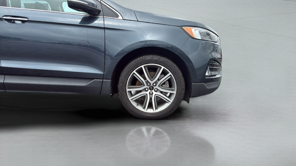 Certified 2024 Ford Edge Titanium w/ Equipment Group 301A AWD/4WD image 33